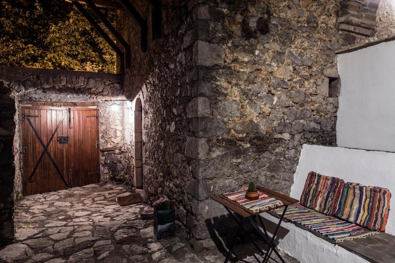 Kanto'S Guesthouse Стемница Экстерьер фото